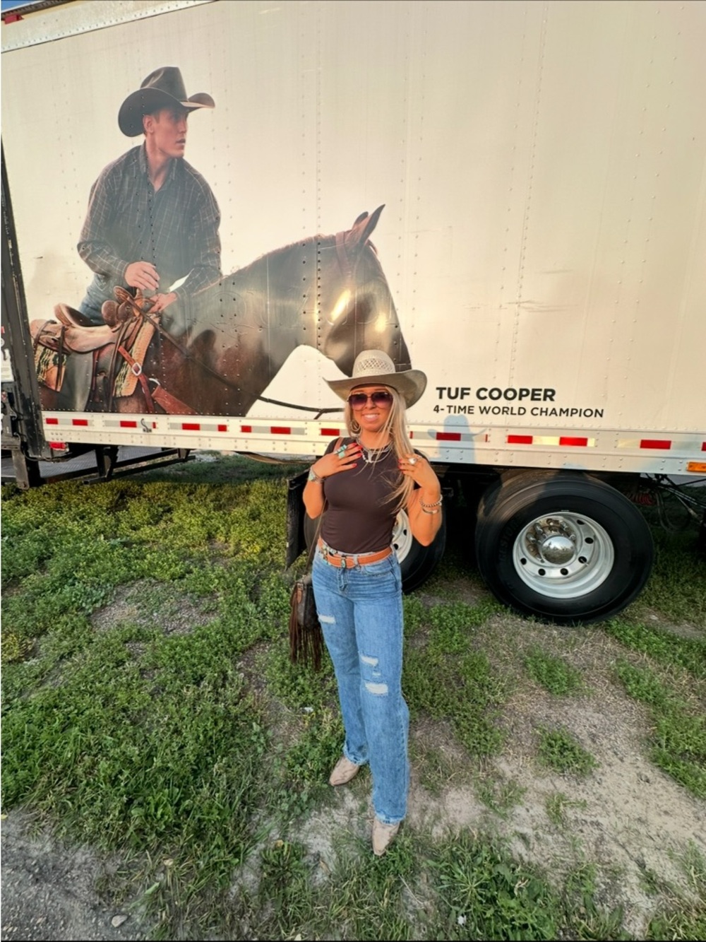 High Rise Jeans - Picture 7 of 7